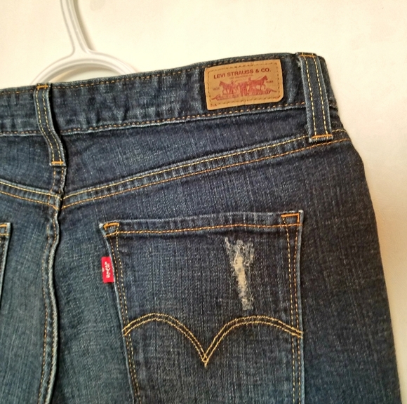 Levi Mid-rise Bootcut Jeans - Picture 4 of 5